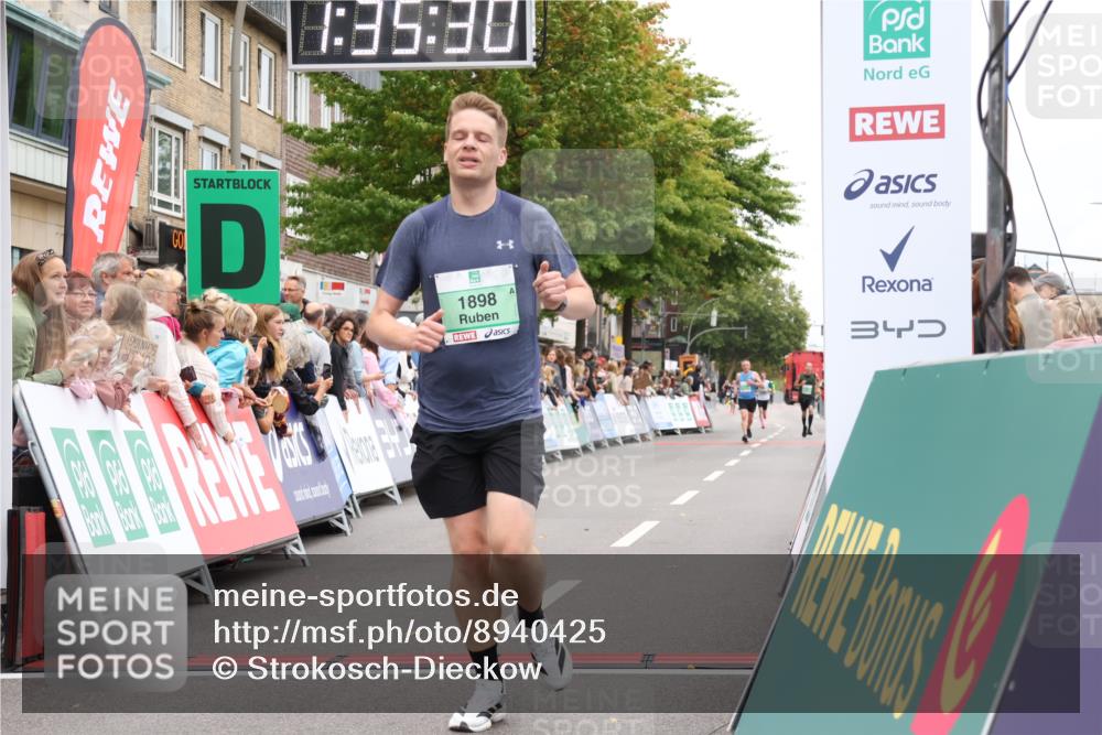 21.09.2025 - PSD Bank Halbmarathon Strokosch-Dieckow http://msf.ph/oto/8940425 21.09.2025 11:34:53 Ziel 1051, 1898 meine-sportfotos.de