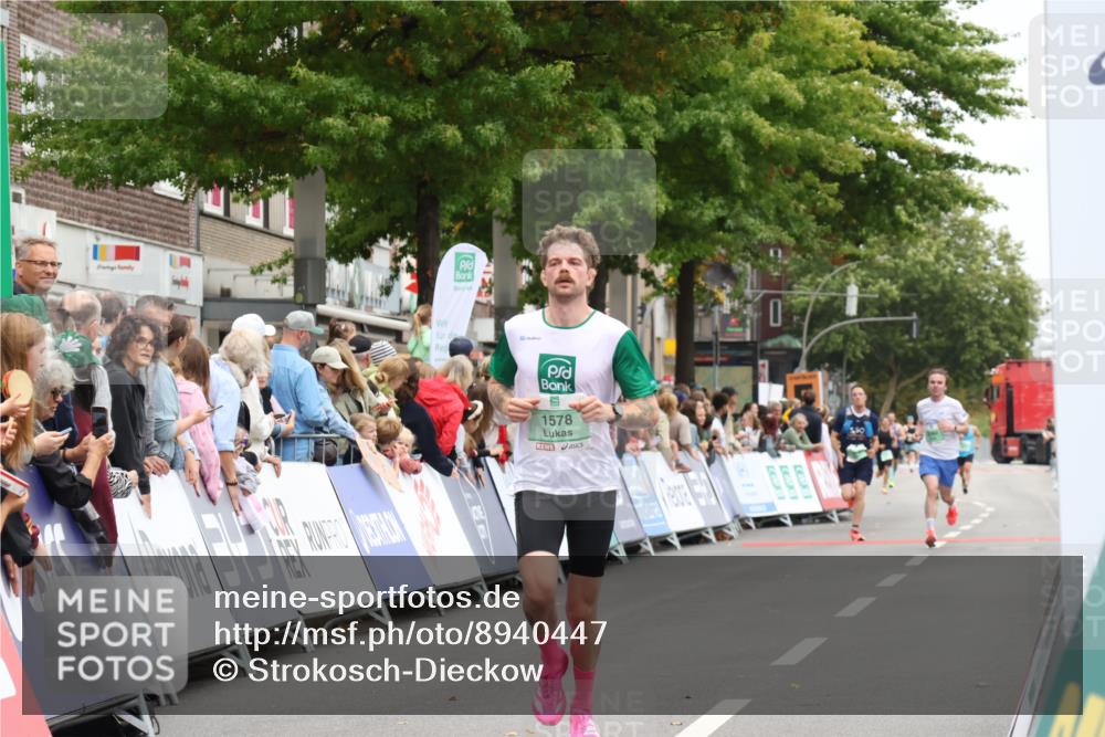 21.09.2025 - PSD Bank Halbmarathon Strokosch-Dieckow http://msf.ph/oto/8940447 21.09.2025 11:35:08 Ziel 1089, 1578, 2007 meine-sportfotos.de