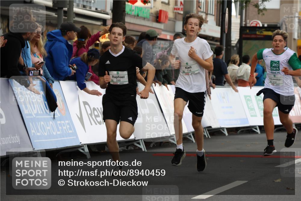 21.09.2025 - PSD Bank Halbmarathon Strokosch-Dieckow http://msf.ph/oto/8940459 21.09.2025 10:25:48 Ziel 118, 232, 248, 349, 444 meine-sportfotos.de