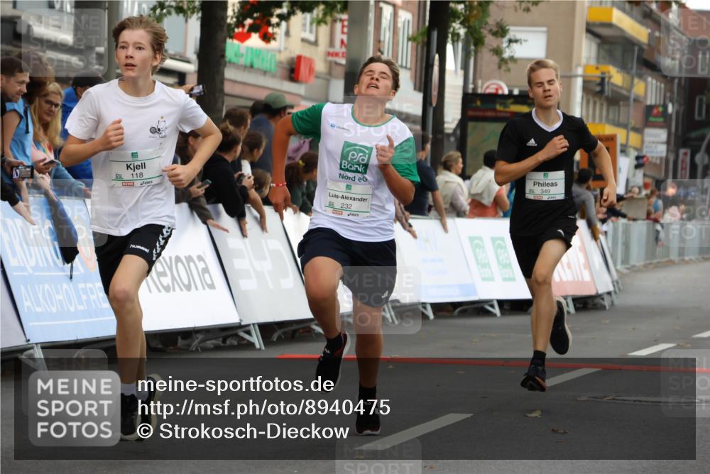 21.09.2025 - PSD Bank Halbmarathon Strokosch-Dieckow http://msf.ph/oto/8940475 21.09.2025 10:25:49 Ziel 115, 118, 232, 248, 349, 444 meine-sportfotos.de
