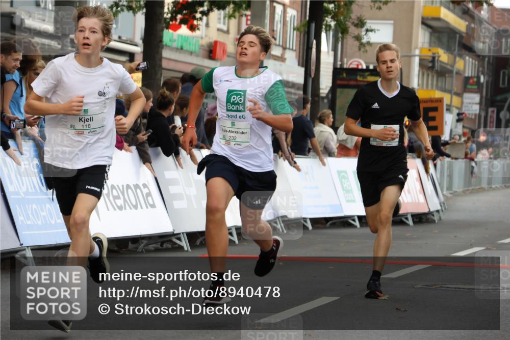 21.09.2025 - PSD Bank Halbmarathon Strokosch-Dieckow http://msf.ph/oto/8940478 21.09.2025 10:25:49 Ziel 115, 118, 232, 248, 349, 444 meine-sportfotos.de