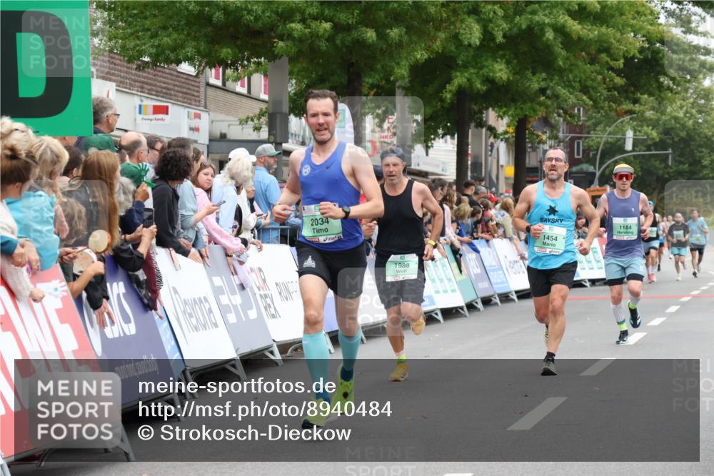 21.09.2025 - PSD Bank Halbmarathon Strokosch-Dieckow http://msf.ph/oto/8940484 21.09.2025 11:35:27 Ziel 1454, 1980, 1988, 2034 meine-sportfotos.de