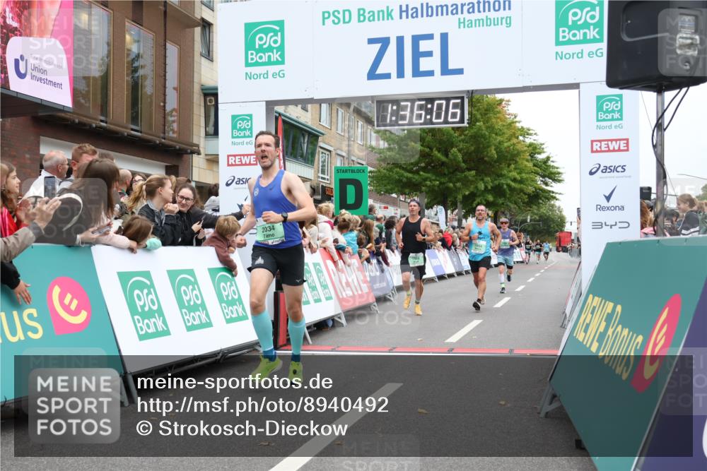 21.09.2025 - PSD Bank Halbmarathon Strokosch-Dieckow http://msf.ph/oto/8940492 21.09.2025 11:35:29 Ziel 1184, 1454, 1980, 1988, 2034 meine-sportfotos.de