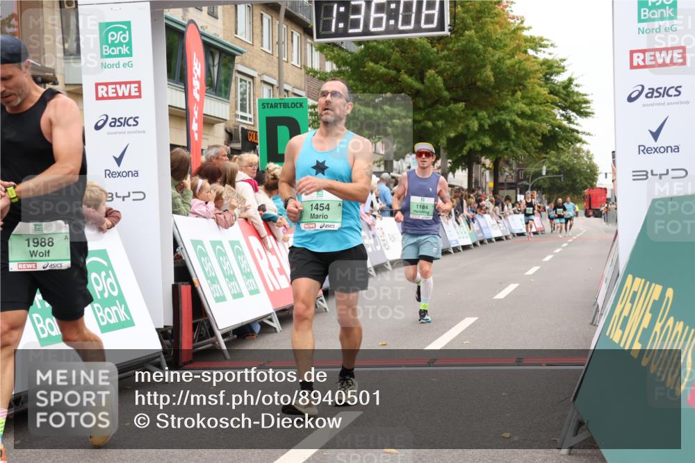 21.09.2025 - PSD Bank Halbmarathon Strokosch-Dieckow http://msf.ph/oto/8940501 21.09.2025 11:35:32 Ziel 1184, 1454, 1980, 1988, 2034 meine-sportfotos.de