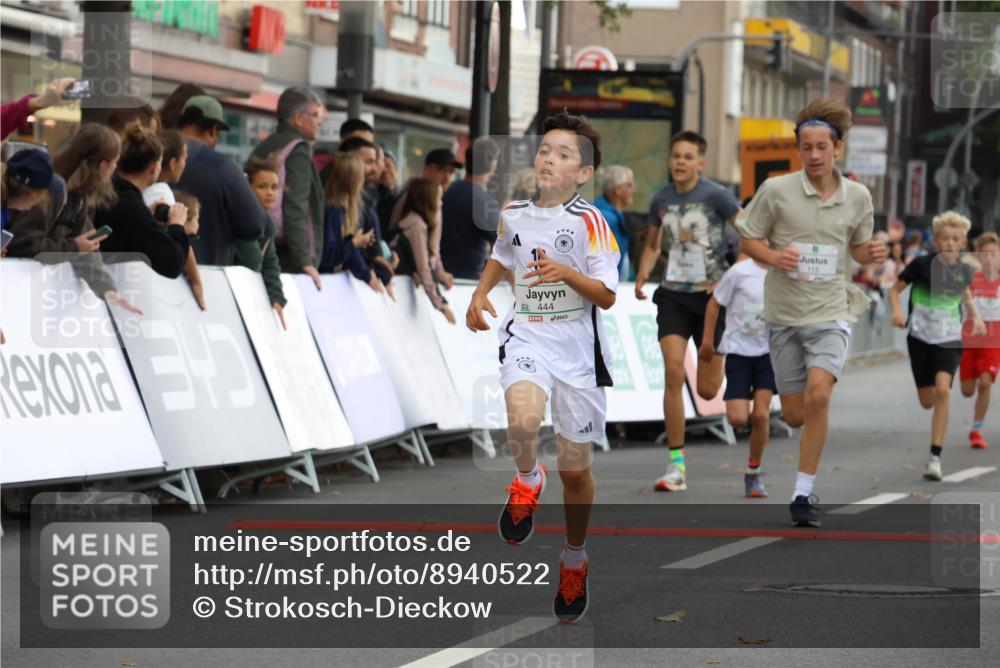 21.09.2025 - PSD Bank Halbmarathon Strokosch-Dieckow http://msf.ph/oto/8940522 21.09.2025 10:25:55 Ziel 112, 115, 118, 162, 232, 248, 302, 349, 421, 444, 450 meine-sportfotos.de