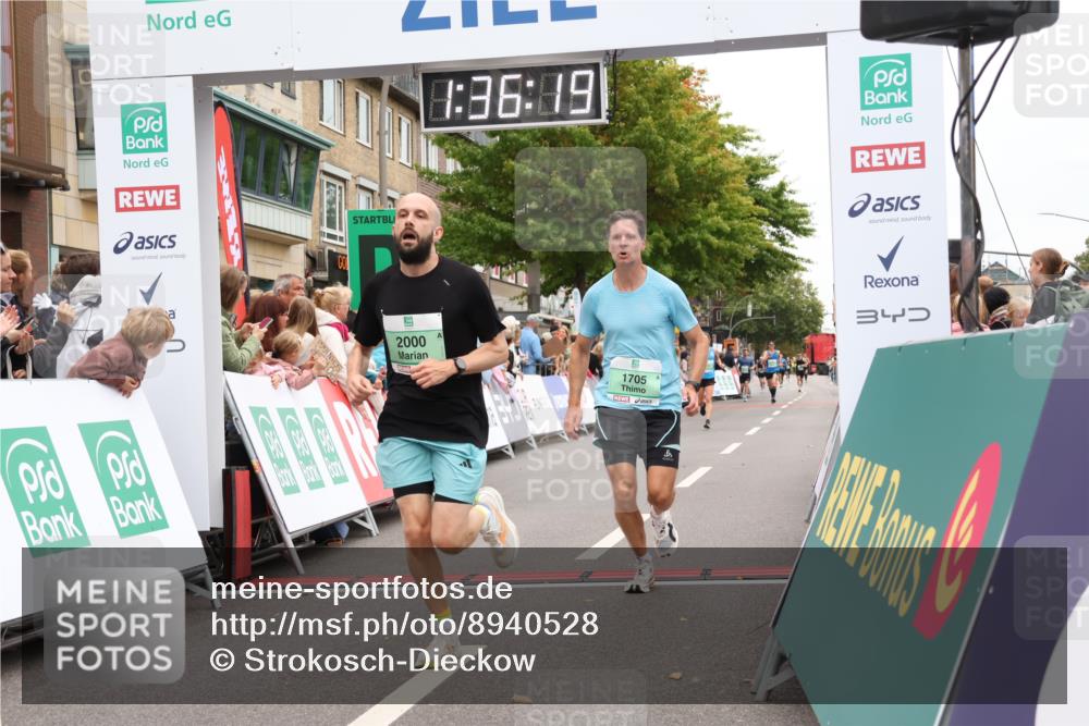 21.09.2025 - PSD Bank Halbmarathon Strokosch-Dieckow http://msf.ph/oto/8940528 21.09.2025 11:35:42 Ziel 1705, 2000, 2050 meine-sportfotos.de