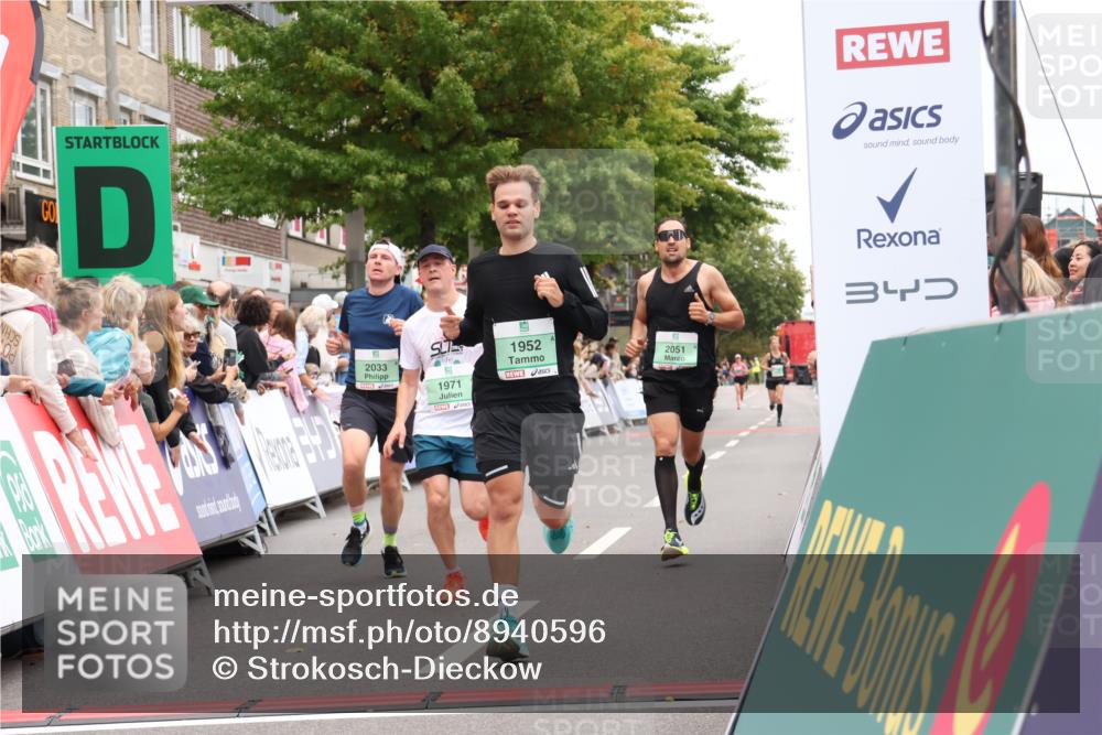 21.09.2025 - PSD Bank Halbmarathon Strokosch-Dieckow http://msf.ph/oto/8940596 21.09.2025 11:36:06 Ziel 1426, 1922, 1952, 1971, 2033, 2051, 2110 meine-sportfotos.de