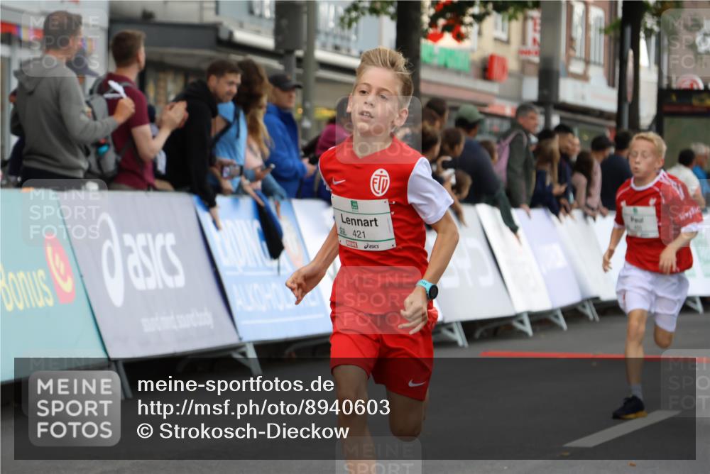 21.09.2025 - PSD Bank Halbmarathon Strokosch-Dieckow http://msf.ph/oto/8940603 21.09.2025 10:26:01 Ziel 106, 112, 115, 162, 302, 421, 444, 450 meine-sportfotos.de