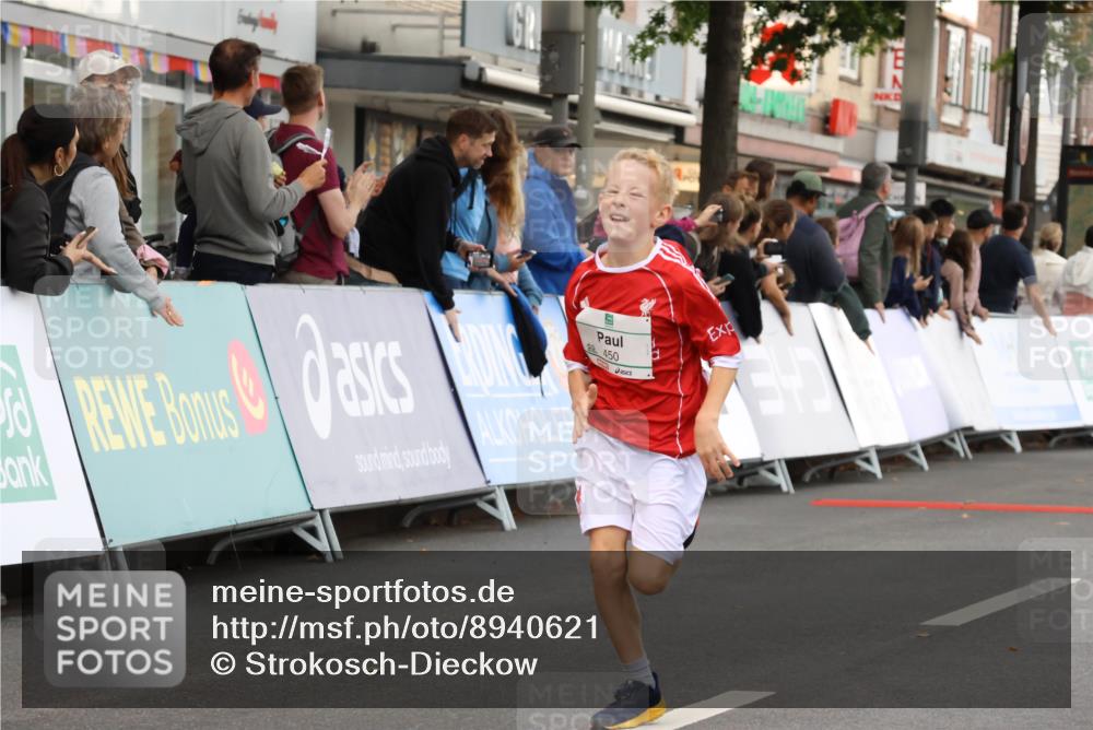 21.09.2025 - PSD Bank Halbmarathon Strokosch-Dieckow http://msf.ph/oto/8940621 21.09.2025 10:26:03 Ziel 106, 112, 115, 162, 226, 302, 421, 444, 450 meine-sportfotos.de