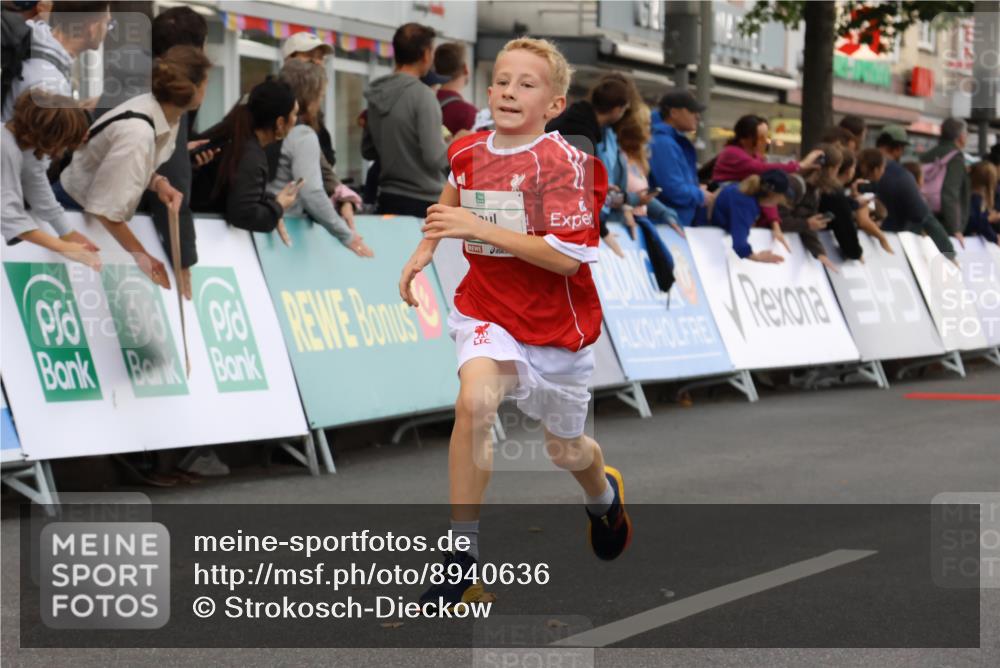 21.09.2025 - PSD Bank Halbmarathon Strokosch-Dieckow http://msf.ph/oto/8940636 21.09.2025 10:26:03 Ziel 106, 112, 115, 162, 226, 302, 421, 444, 450 meine-sportfotos.de