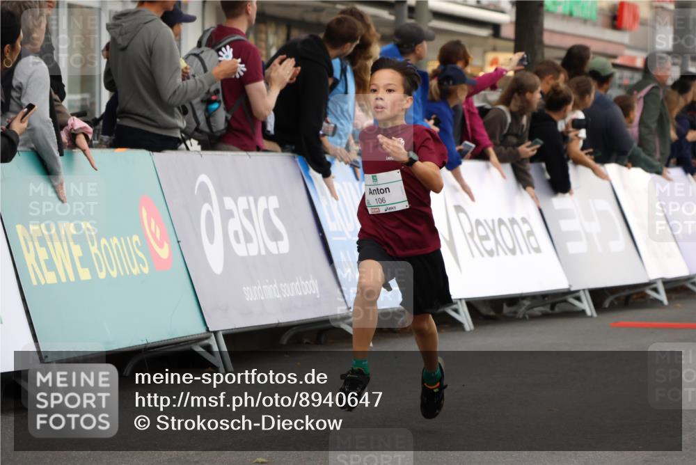 21.09.2025 - PSD Bank Halbmarathon Strokosch-Dieckow http://msf.ph/oto/8940647 21.09.2025 10:26:07 Ziel 106, 214, 226, 302, 421, 450 meine-sportfotos.de