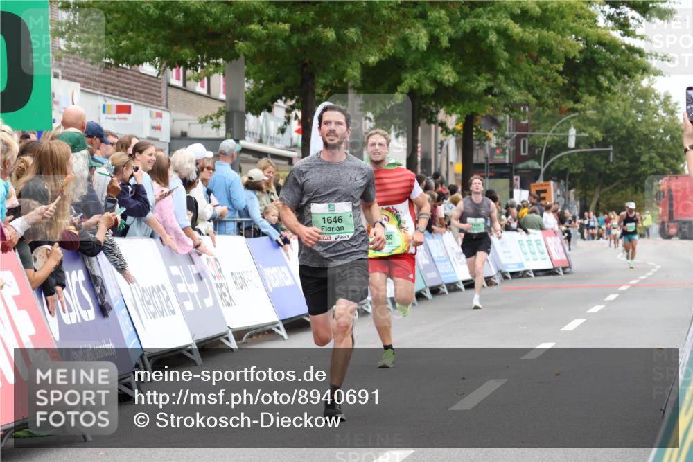 21.09.2025 - PSD Bank Halbmarathon Strokosch-Dieckow http://msf.ph/oto/8940691 21.09.2025 11:36:51 Ziel 1421, 1646, 1910, 2030, 2398 meine-sportfotos.de