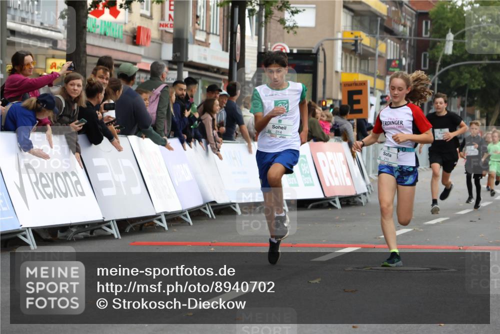 21.09.2025 - PSD Bank Halbmarathon Strokosch-Dieckow http://msf.ph/oto/8940702 21.09.2025 10:26:14 Ziel 106, 120, 207, 211, 214, 226, 314, 384 meine-sportfotos.de