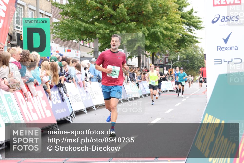 21.09.2025 - PSD Bank Halbmarathon Strokosch-Dieckow http://msf.ph/oto/8940735 21.09.2025 11:37:23 Ziel 1085, 1998, 2032, 2036 meine-sportfotos.de