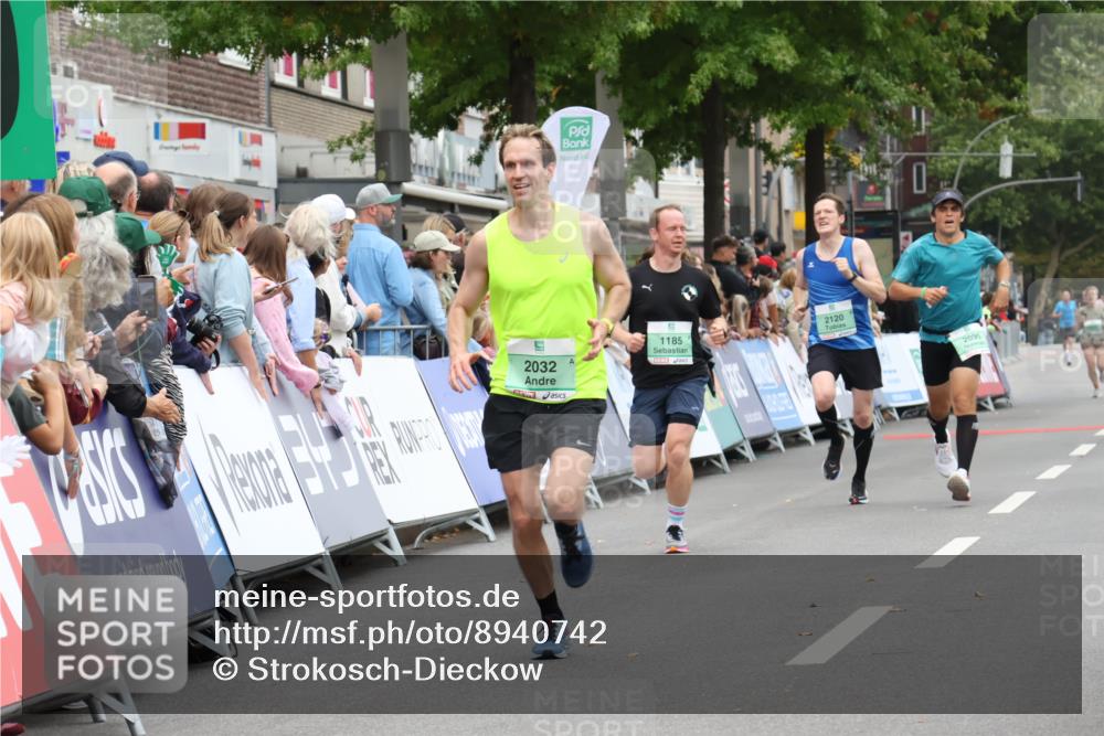 21.09.2025 - PSD Bank Halbmarathon Strokosch-Dieckow http://msf.ph/oto/8940742 21.09.2025 11:37:25 Ziel 1085, 1185, 1998, 2032, 2036 meine-sportfotos.de