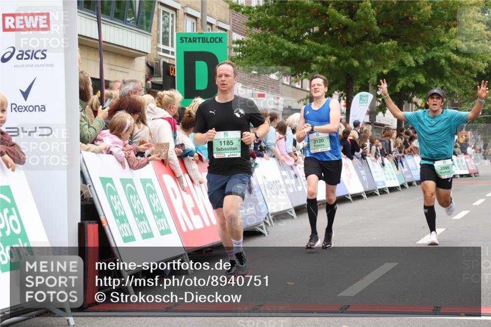 21.09.2025 - PSD Bank Halbmarathon Strokosch-Dieckow http://msf.ph/oto/8940751 21.09.2025 11:37:29 Ziel 1185, 1998, 2032, 2095, 2120 meine-sportfotos.de