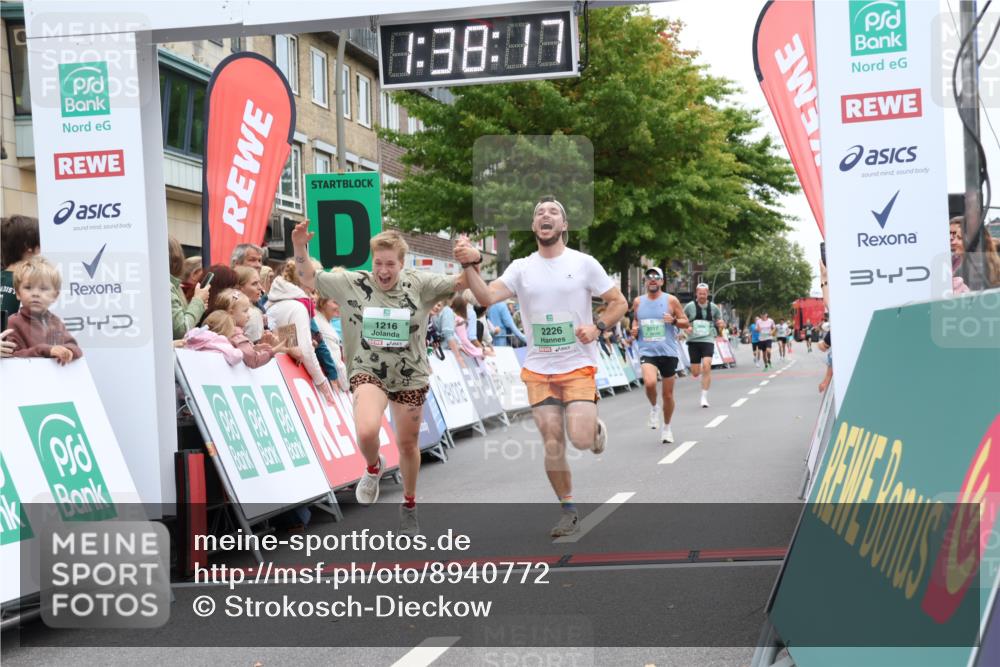 21.09.2025 - PSD Bank Halbmarathon Strokosch-Dieckow http://msf.ph/oto/8940772 21.09.2025 11:37:40 Ziel 1216, 2017, 2132, 2226 meine-sportfotos.de