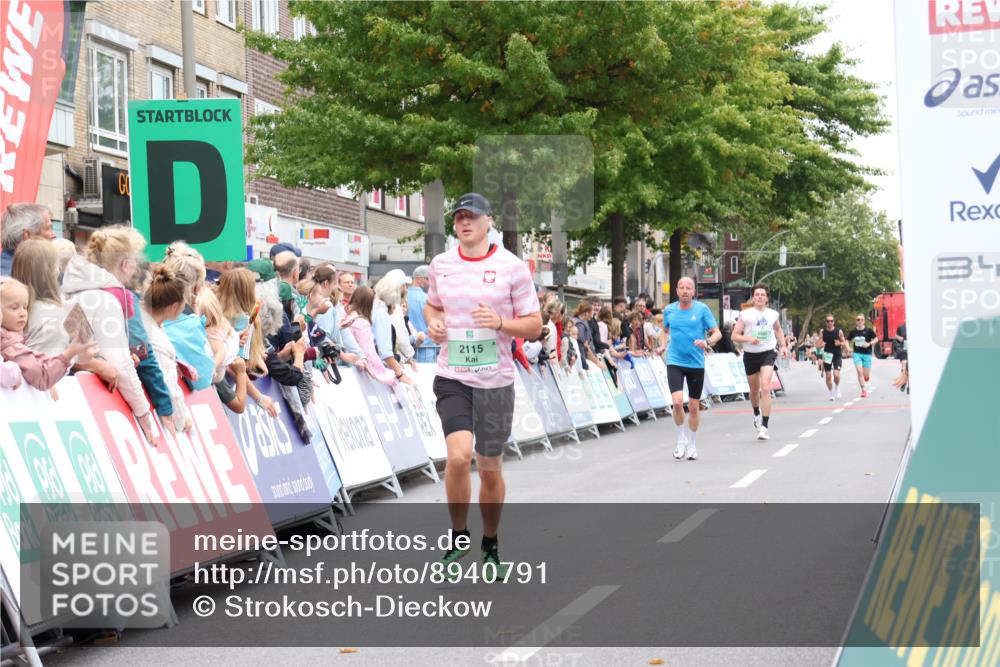 21.09.2025 - PSD Bank Halbmarathon Strokosch-Dieckow http://msf.ph/oto/8940791 21.09.2025 11:37:50 Ziel 2017, 2115, 3999 meine-sportfotos.de