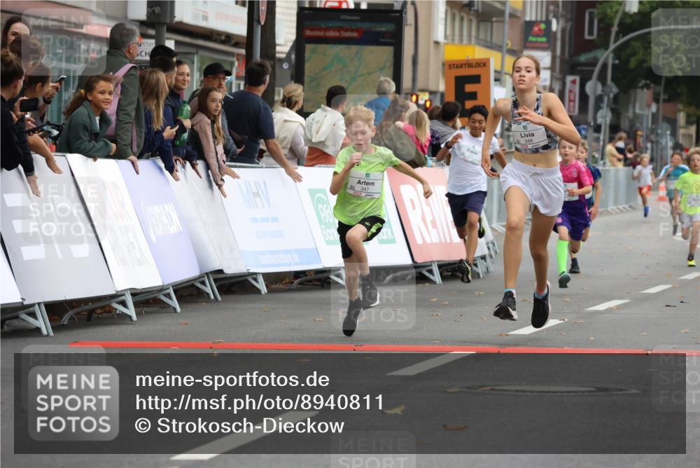 21.09.2025 - PSD Bank Halbmarathon Strokosch-Dieckow http://msf.ph/oto/8940811 21.09.2025 10:26:33 Ziel 111, 297, 347, 348, 379, 396 meine-sportfotos.de