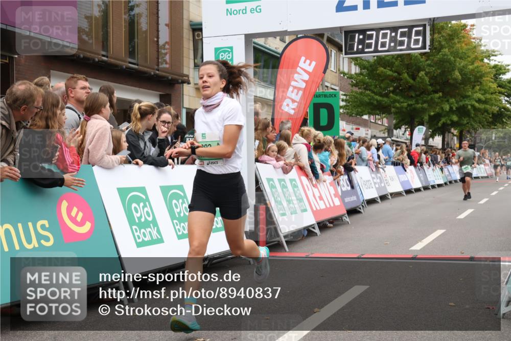 21.09.2025 - PSD Bank Halbmarathon Strokosch-Dieckow http://msf.ph/oto/8940837 21.09.2025 11:38:19 Ziel 1892, 1904 meine-sportfotos.de
