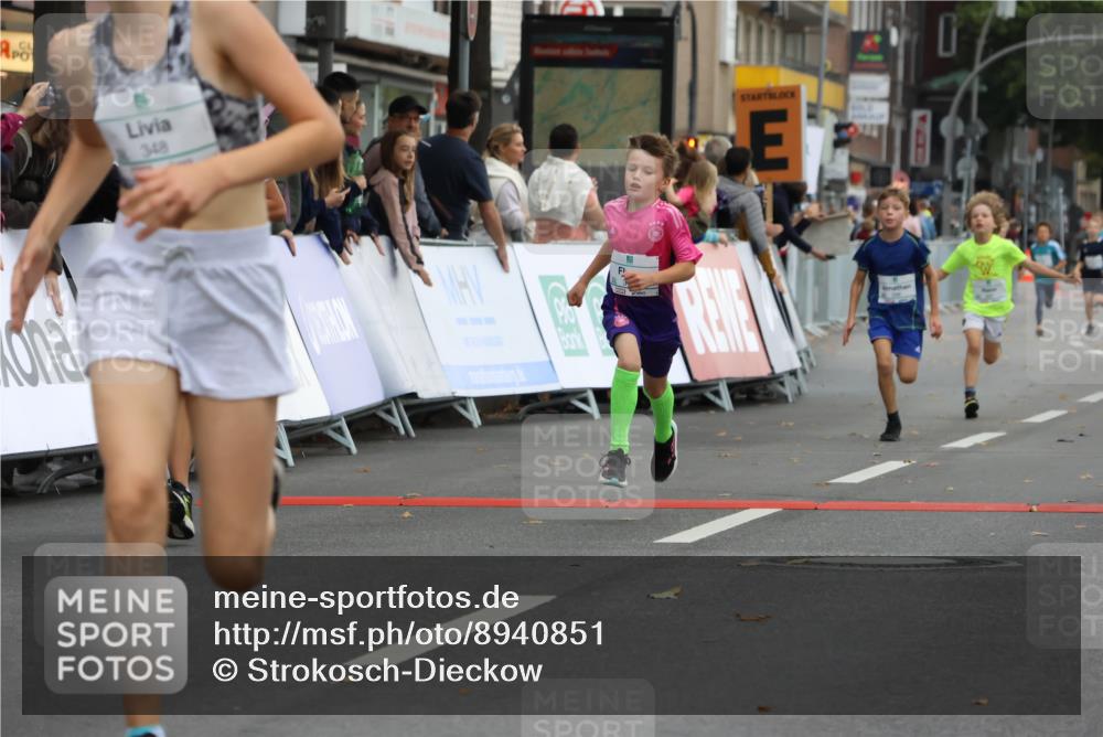 21.09.2025 - PSD Bank Halbmarathon Strokosch-Dieckow http://msf.ph/oto/8940851 21.09.2025 10:26:35 Ziel 111, 297, 347, 348, 379, 396 meine-sportfotos.de