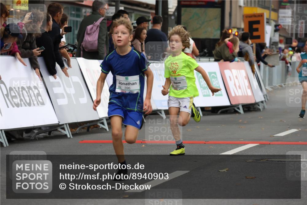 21.09.2025 - PSD Bank Halbmarathon Strokosch-Dieckow http://msf.ph/oto/8940903 21.09.2025 10:26:40 Ziel 111, 143, 152, 297, 347, 348, 379, 396 meine-sportfotos.de
