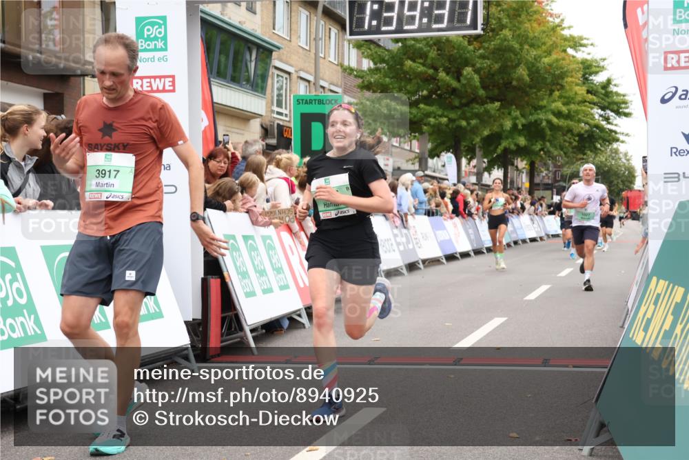 21.09.2025 - PSD Bank Halbmarathon Strokosch-Dieckow http://msf.ph/oto/8940925 21.09.2025 11:39:00 Ziel 1027, 1414, 1816, 1859, 2355, 3917 meine-sportfotos.de