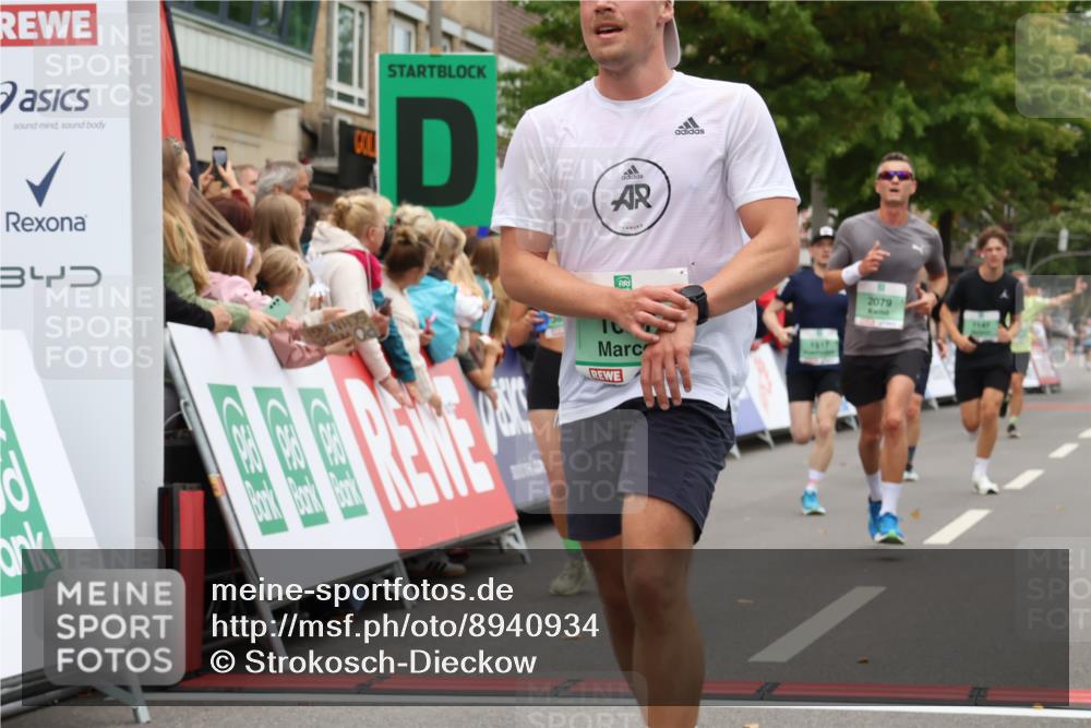 21.09.2025 - PSD Bank Halbmarathon Strokosch-Dieckow http://msf.ph/oto/8940934 21.09.2025 11:39:04 Ziel 1027, 1147, 1414, 1816, 1917, 2047, 2055, 2079, 3917 meine-sportfotos.de