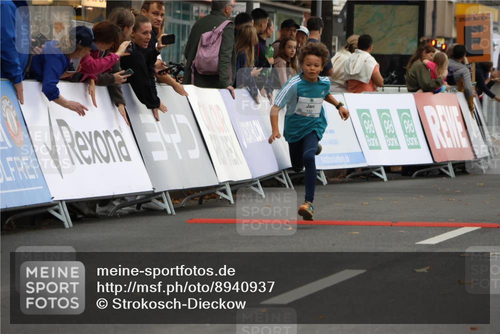 21.09.2025 - PSD Bank Halbmarathon Strokosch-Dieckow http://msf.ph/oto/8940937 21.09.2025 10:26:44 Ziel 111, 143, 152, 283, 297, 360, 379, 396 meine-sportfotos.de