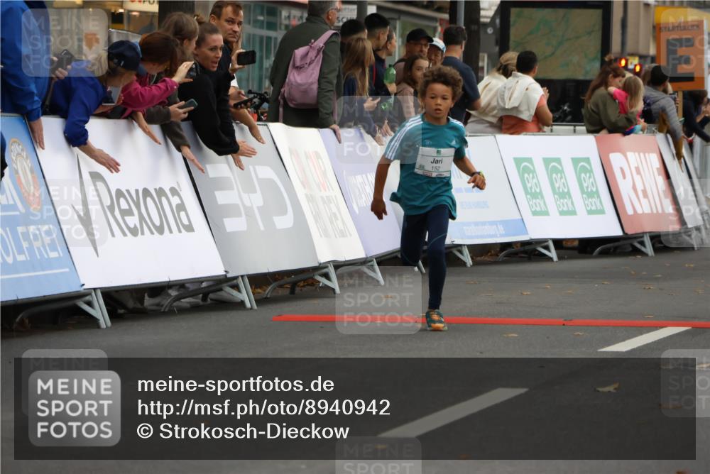 21.09.2025 - PSD Bank Halbmarathon Strokosch-Dieckow http://msf.ph/oto/8940942 21.09.2025 10:26:45 Ziel 111, 143, 152, 210, 283, 297, 360, 379, 396 meine-sportfotos.de
