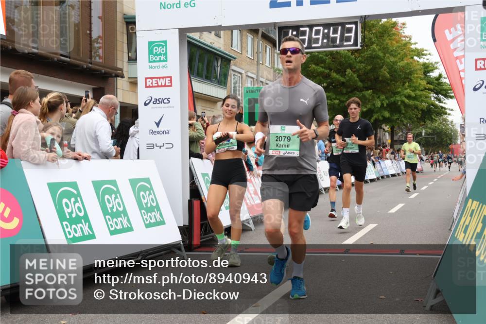 21.09.2025 - PSD Bank Halbmarathon Strokosch-Dieckow http://msf.ph/oto/8940943 21.09.2025 11:39:06 Ziel 1027, 1147, 1816, 1917, 2047, 2055, 2079, 3917 meine-sportfotos.de
