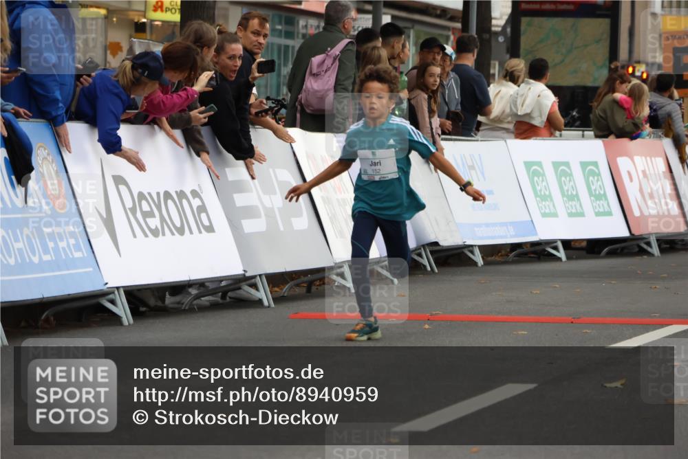 21.09.2025 - PSD Bank Halbmarathon Strokosch-Dieckow http://msf.ph/oto/8940959 21.09.2025 10:26:45 Ziel 111, 143, 152, 210, 283, 297, 360, 379, 396 meine-sportfotos.de