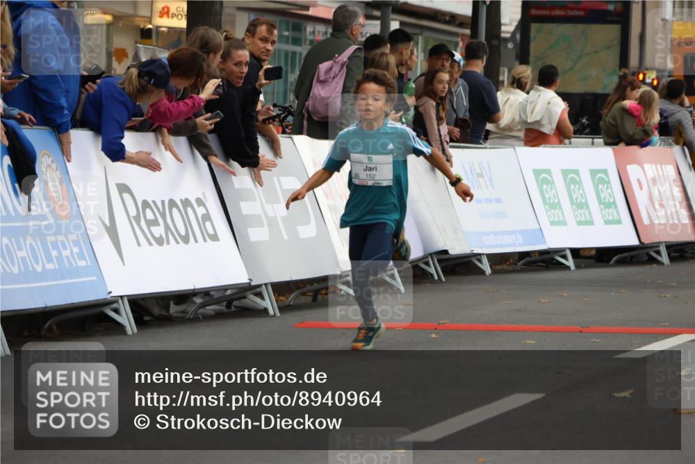 21.09.2025 - PSD Bank Halbmarathon Strokosch-Dieckow http://msf.ph/oto/8940964 21.09.2025 10:26:45 Ziel 111, 143, 152, 210, 283, 297, 360, 379, 396 meine-sportfotos.de