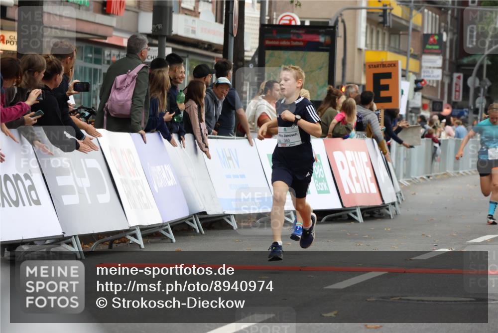 21.09.2025 - PSD Bank Halbmarathon Strokosch-Dieckow http://msf.ph/oto/8940974 21.09.2025 10:26:48 Ziel 143, 152, 209, 210, 222, 283, 297, 360, 396 meine-sportfotos.de
