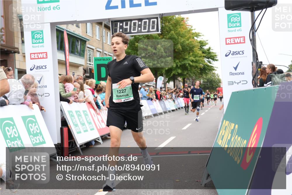 21.09.2025 - PSD Bank Halbmarathon Strokosch-Dieckow http://msf.ph/oto/8940991 21.09.2025 11:39:23 Ziel 1227, 1248, 2038, 2062, 2064, 2080, 2175 meine-sportfotos.de