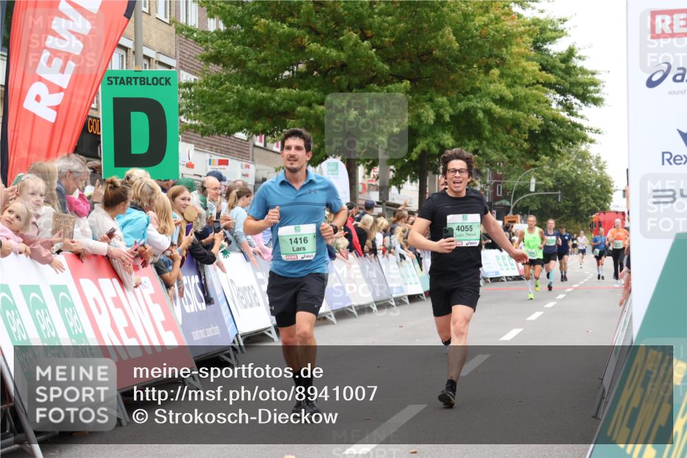 21.09.2025 - PSD Bank Halbmarathon Strokosch-Dieckow http://msf.ph/oto/8941007 21.09.2025 11:39:31 Ziel 1110, 1248, 1416, 1769, 1901, 4055 meine-sportfotos.de