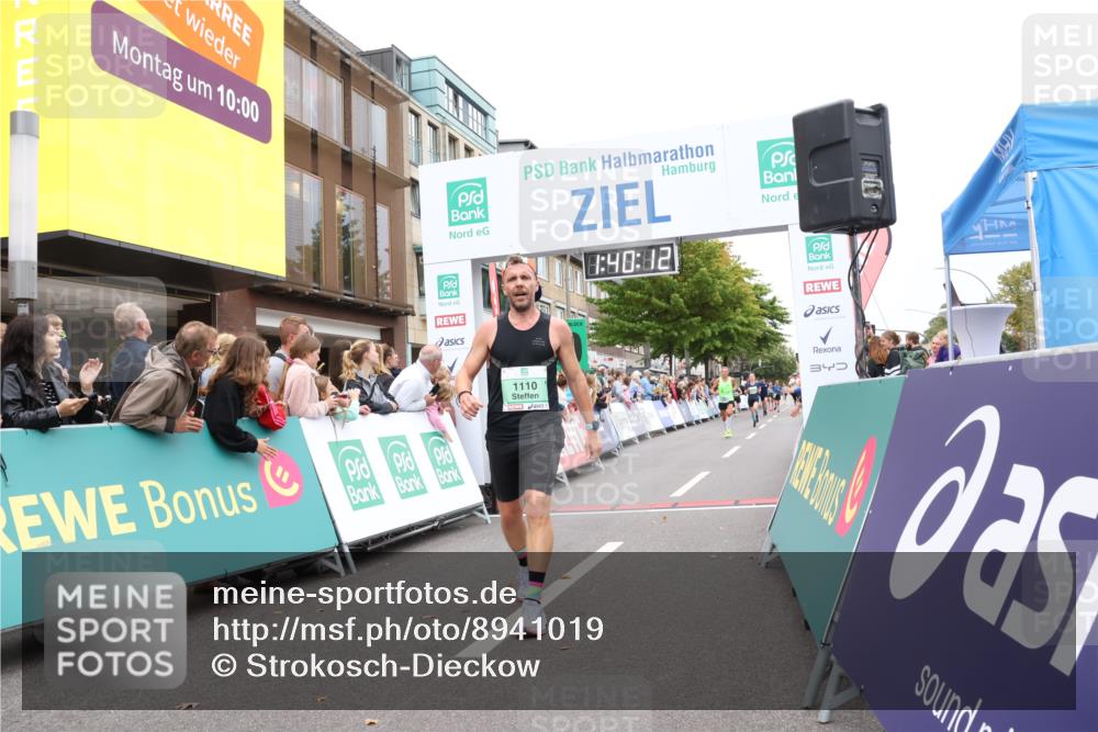 21.09.2025 - PSD Bank Halbmarathon Strokosch-Dieckow http://msf.ph/oto/8941019 21.09.2025 11:39:35 Ziel 1110, 1416, 1769, 1901, 2285, 4055 meine-sportfotos.de