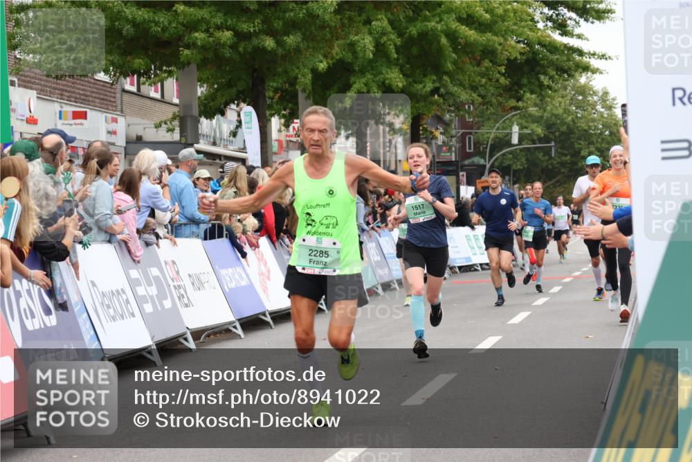 21.09.2025 - PSD Bank Halbmarathon Strokosch-Dieckow http://msf.ph/oto/8941022 21.09.2025 11:39:37 Ziel 1110, 1416, 1517, 1901, 2285, 2336, 4055 meine-sportfotos.de