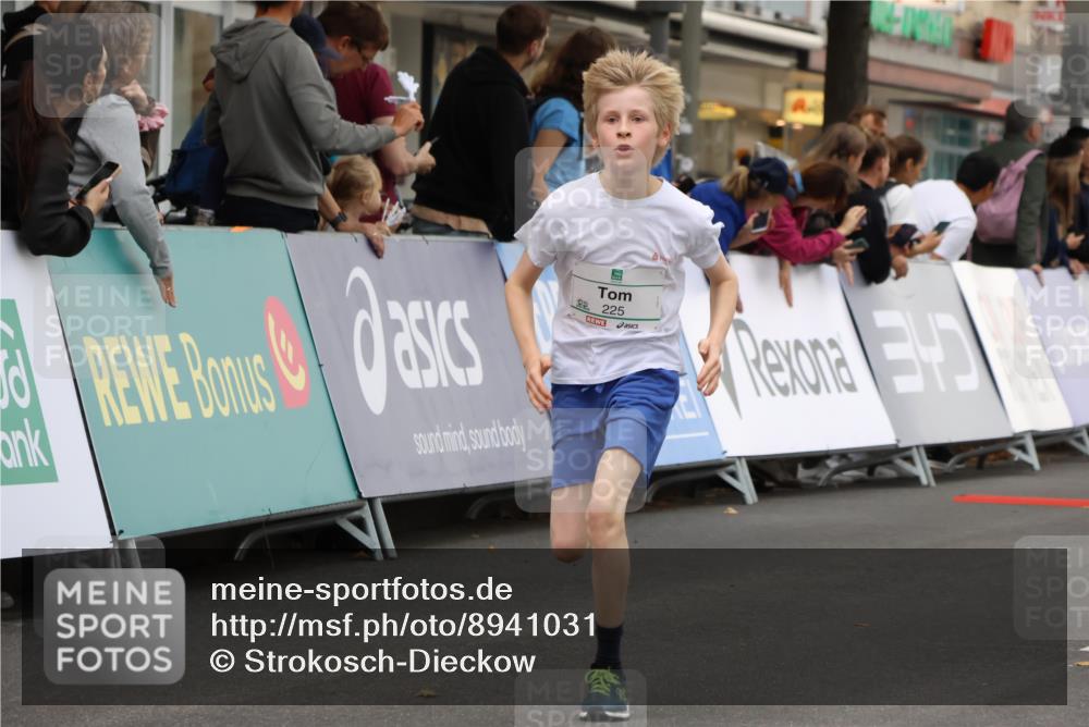 21.09.2025 - PSD Bank Halbmarathon Strokosch-Dieckow http://msf.ph/oto/8941031 21.09.2025 10:27:03 Ziel 209, 225, 358 meine-sportfotos.de
