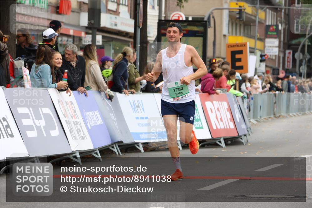 21.09.2025 - PSD Bank Halbmarathon Strokosch-Dieckow http://msf.ph/oto/8941038 21.09.2025 11:23:37 Ziel 1780 meine-sportfotos.de