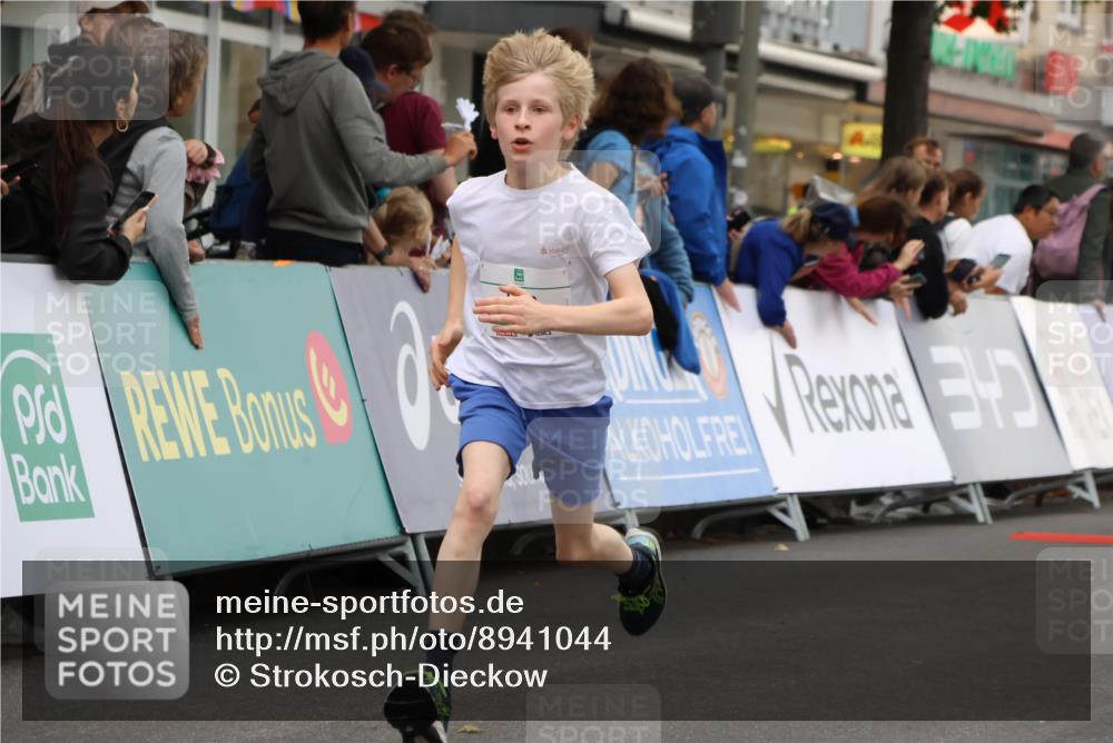 21.09.2025 - PSD Bank Halbmarathon Strokosch-Dieckow http://msf.ph/oto/8941044 21.09.2025 10:27:03 Ziel 209, 225, 358 meine-sportfotos.de