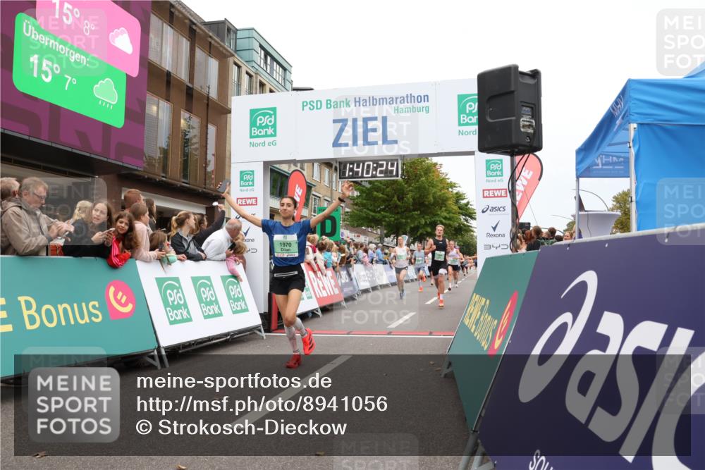 21.09.2025 - PSD Bank Halbmarathon Strokosch-Dieckow http://msf.ph/oto/8941056 21.09.2025 11:39:47 Ziel 1469, 1483, 1517, 1784, 1960, 1970, 2059, 2069, 2333, 2336, 2897, 3909 meine-sportfotos.de