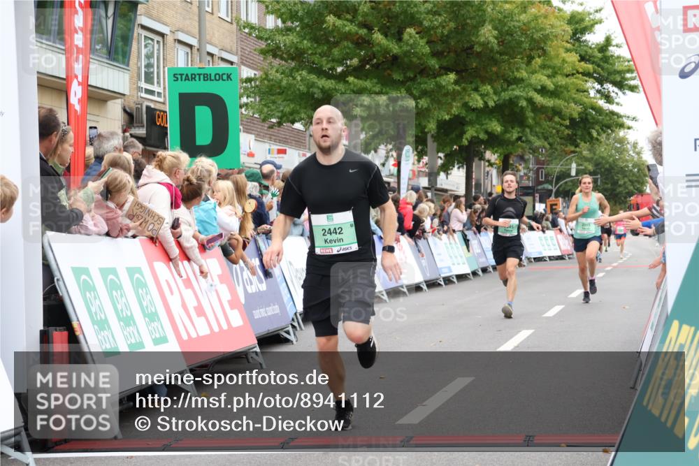 21.09.2025 - PSD Bank Halbmarathon Strokosch-Dieckow http://msf.ph/oto/8941112 21.09.2025 11:40:06 Ziel 1645, 1968, 2015, 2442, 4016, 4017 meine-sportfotos.de