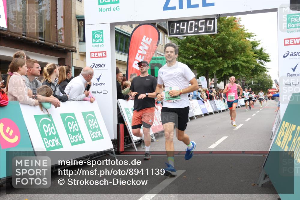 21.09.2025 - PSD Bank Halbmarathon Strokosch-Dieckow http://msf.ph/oto/8941139 21.09.2025 11:40:17 Ziel 1320, 1645, 1932, 2015, 2063 meine-sportfotos.de