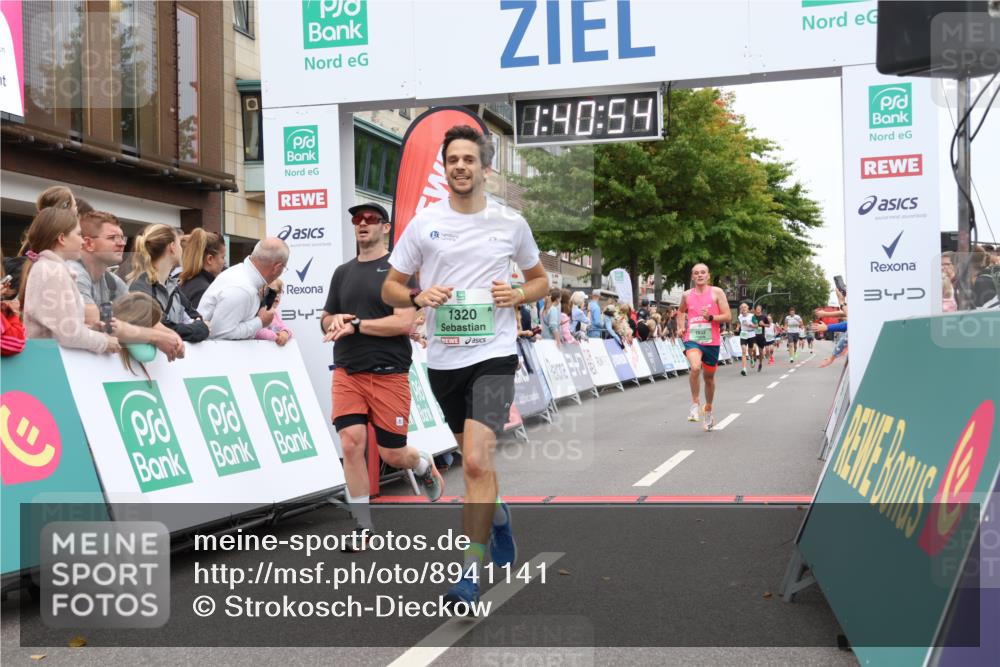 21.09.2025 - PSD Bank Halbmarathon Strokosch-Dieckow http://msf.ph/oto/8941141 21.09.2025 11:40:17 Ziel 1320, 1645, 1932, 2015, 2063 meine-sportfotos.de