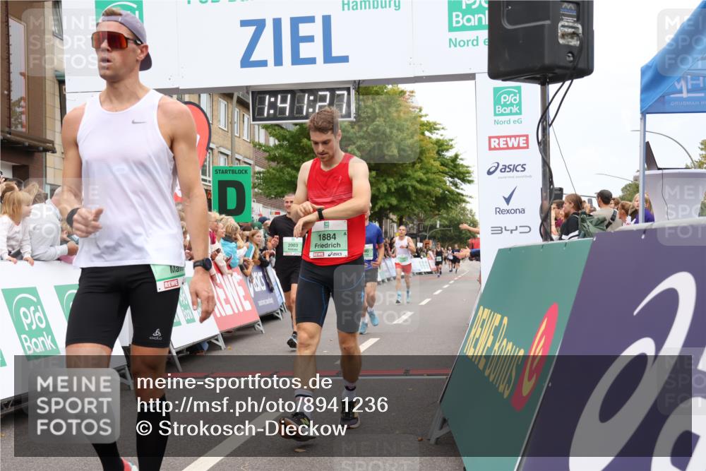 21.09.2025 - PSD Bank Halbmarathon Strokosch-Dieckow http://msf.ph/oto/8941236 21.09.2025 11:40:51 Ziel 1191, 1884, 1947, 2003, 2142, 2212, 2390 meine-sportfotos.de