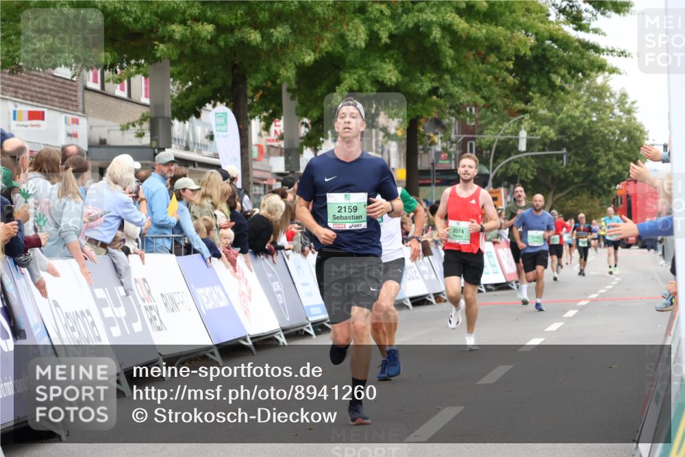21.09.2025 - PSD Bank Halbmarathon Strokosch-Dieckow http://msf.ph/oto/8941260 21.09.2025 11:41:03 Ziel 1565, 2074, 2159, 2347 meine-sportfotos.de