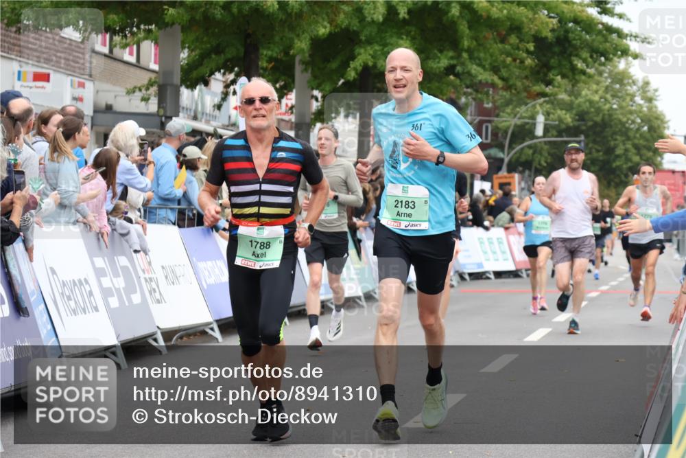 21.09.2025 - PSD Bank Halbmarathon Strokosch-Dieckow http://msf.ph/oto/8941310 21.09.2025 11:41:20 Ziel 1788, 2138, 2183, 2227 meine-sportfotos.de
