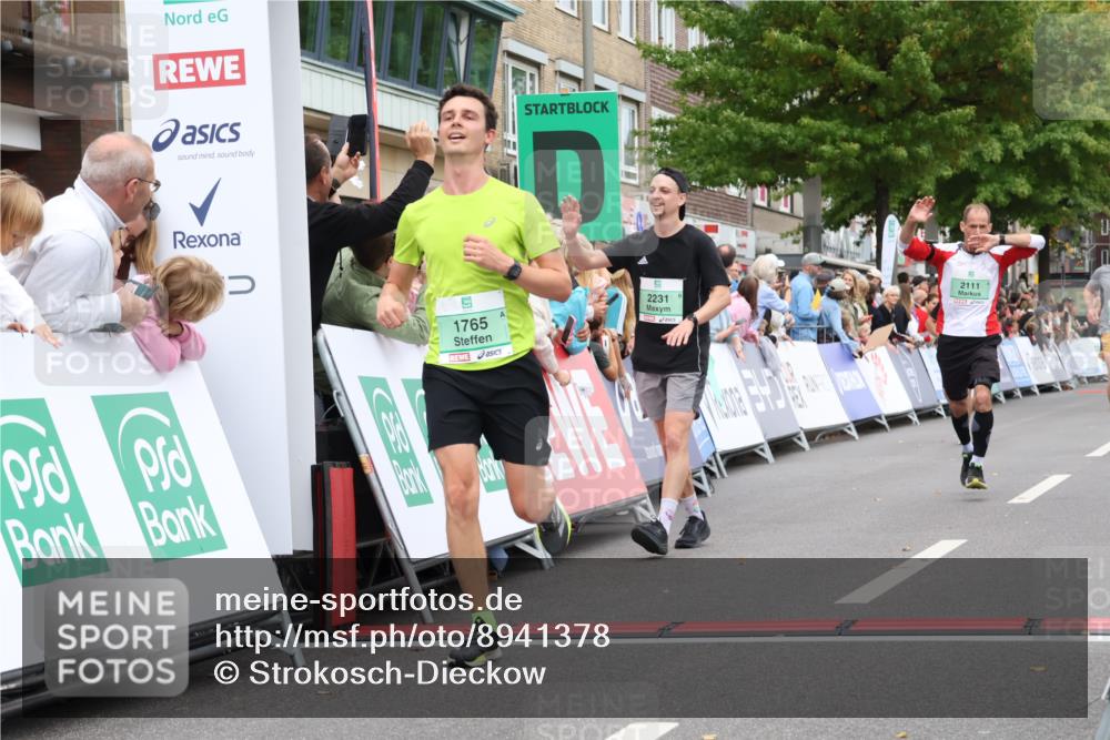 21.09.2025 - PSD Bank Halbmarathon Strokosch-Dieckow http://msf.ph/oto/8941378 21.09.2025 11:41:41 Ziel 1349, 1399, 1765, 1886, 2111, 2231, 2443, 3895 meine-sportfotos.de