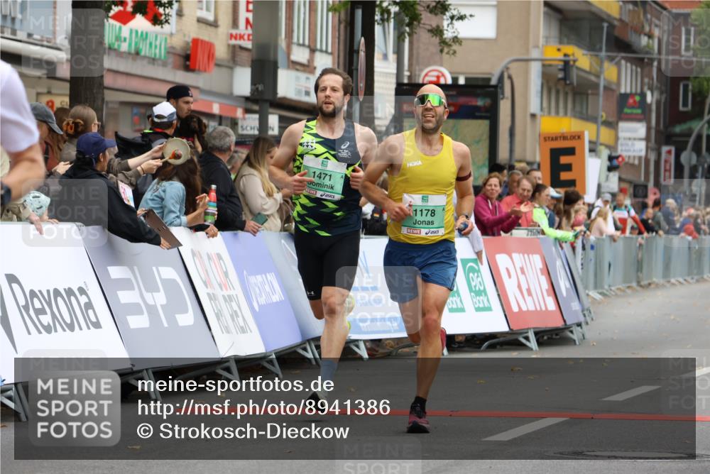 21.09.2025 - PSD Bank Halbmarathon Strokosch-Dieckow http://msf.ph/oto/8941386 21.09.2025 11:24:42 Ziel 1178, 1310, 1471, 1989, 3913 meine-sportfotos.de